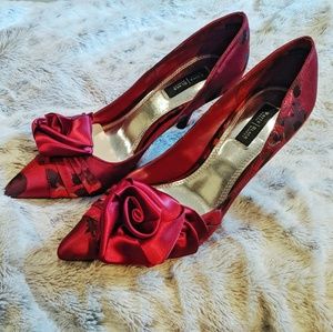 White House Black Market - Never Worn